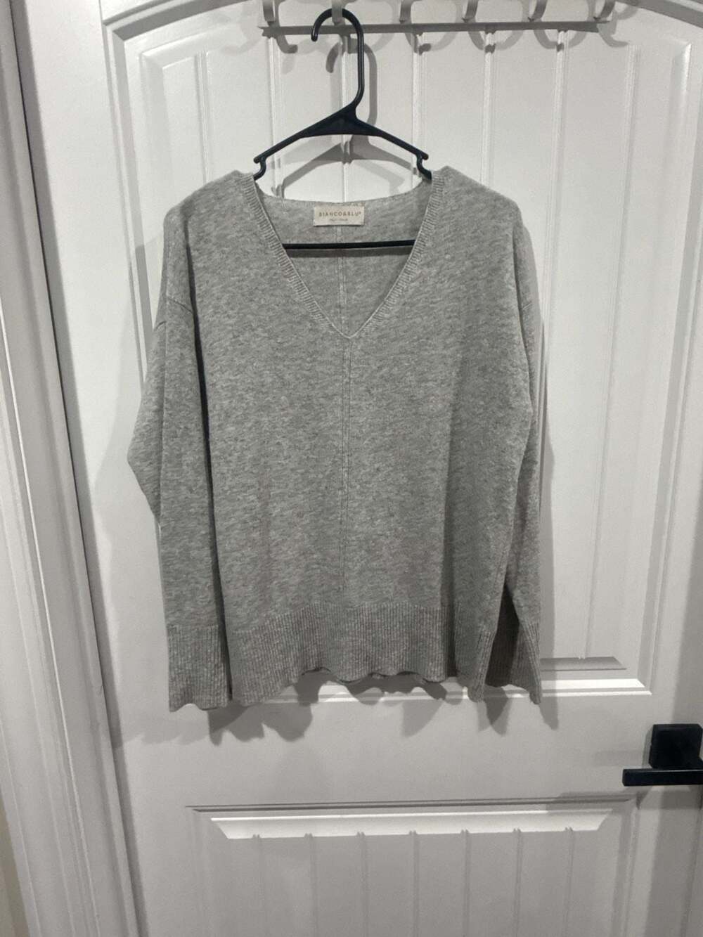 Bianco & Blu Grey V-Neck Cashmere Wool Silk Blend Sweater Size L